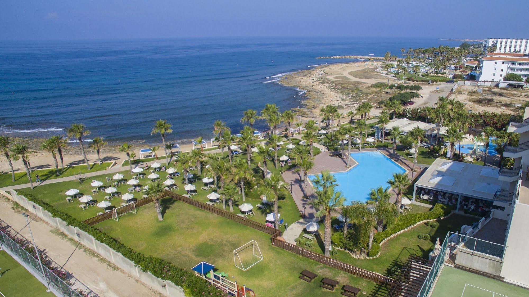 Aquamare Beach Hotel & Spa Paphos Extérieur photo